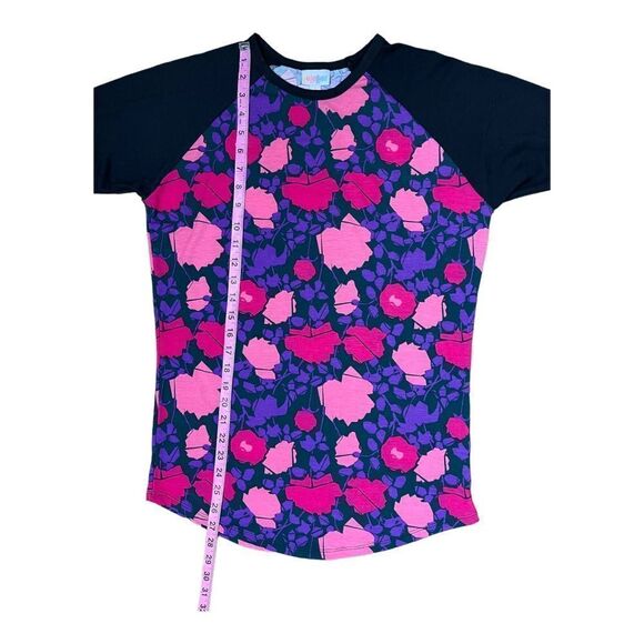LuLaRoe Sz Small 3/4 Sleeves Baseball Tee Floral Purple Pink Raglan Top EUC - Picture 7 of 9